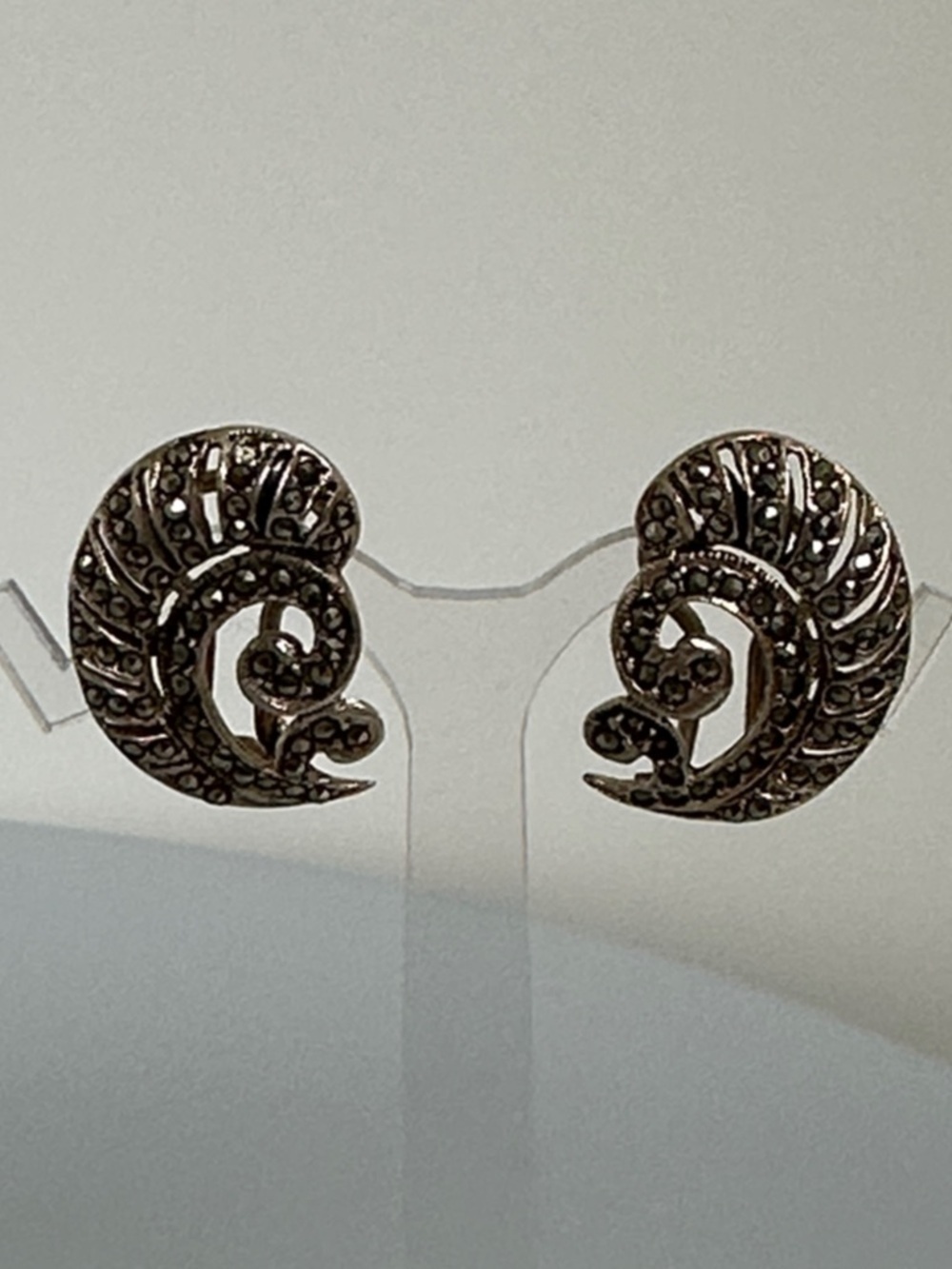 925 Sterling Silver Marcasite Stud Earrings​​